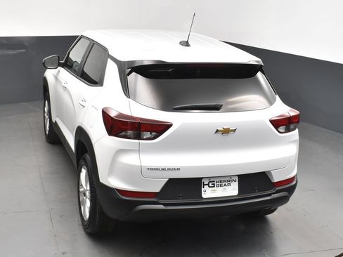 New 2025 Chevrolet TrailBlazer LS w/ LS Convenience Package FWD image 33