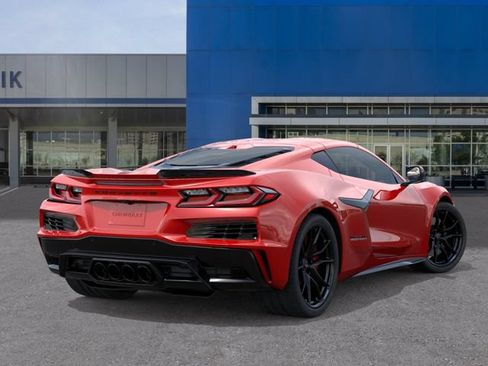 New 2027 Chevrolet Corvette Grand Sport w/ Z52 Sport Performance Package RWD image 4