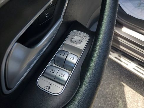 Used 2023 Mercedes-Benz GLS 450 4MATIC image 26