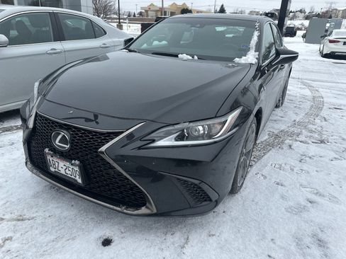 Used 2021 Lexus ES 350 F Sport w/ Accessory Package image 4