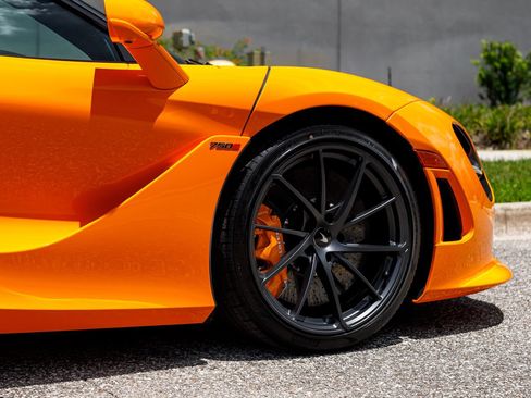 New 2027 McLaren 750S RWD image 14