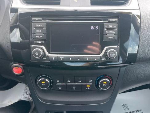 Used 2017 Nissan Sentra SV FWD image 8