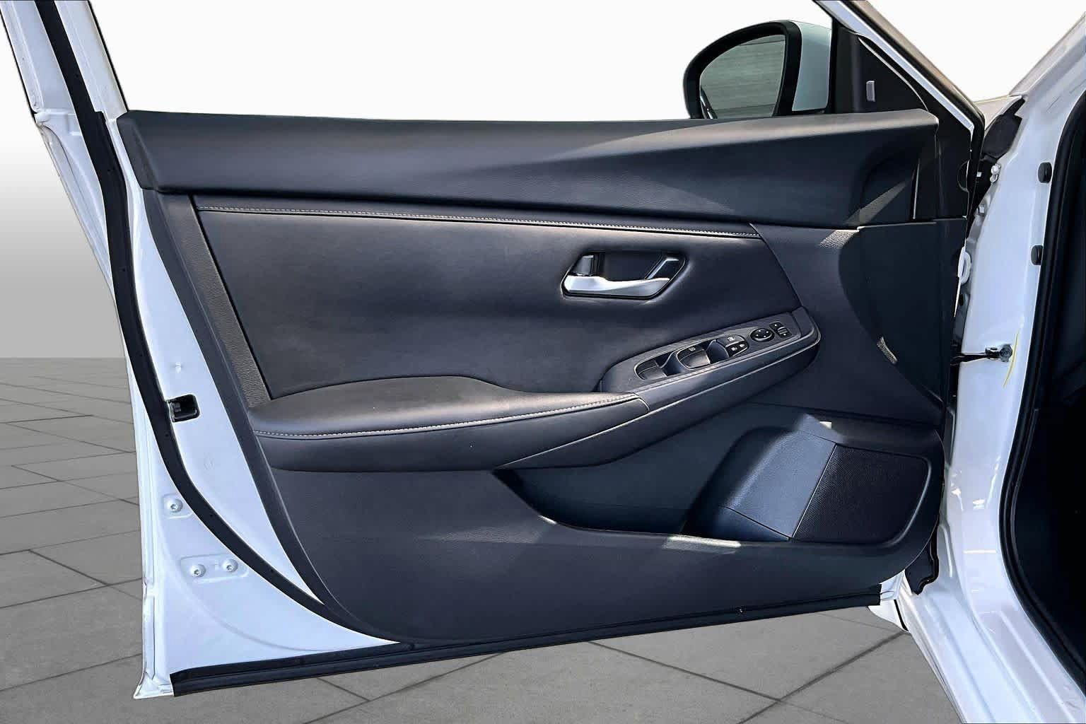 Used 2023 Nissan Sentra SV w/ All-Weather Package FWD image 22