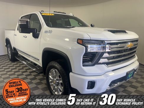 Used 2024 Chevrolet Silverado 2500 High Country w/ High Country Premium Package image 1