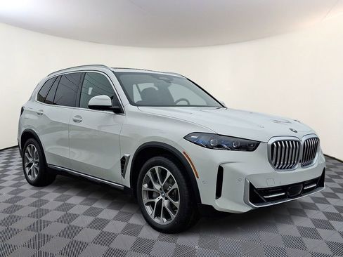 New 2026 BMW X5 xDrive40i AWD/4WD image 1