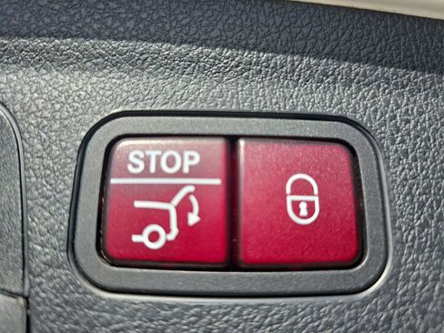 Certified 2023 Mercedes-Benz GLE 450 4MATIC image 16