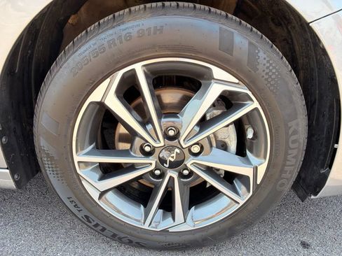 Used 2023 Kia Forte LXS FWD image 34