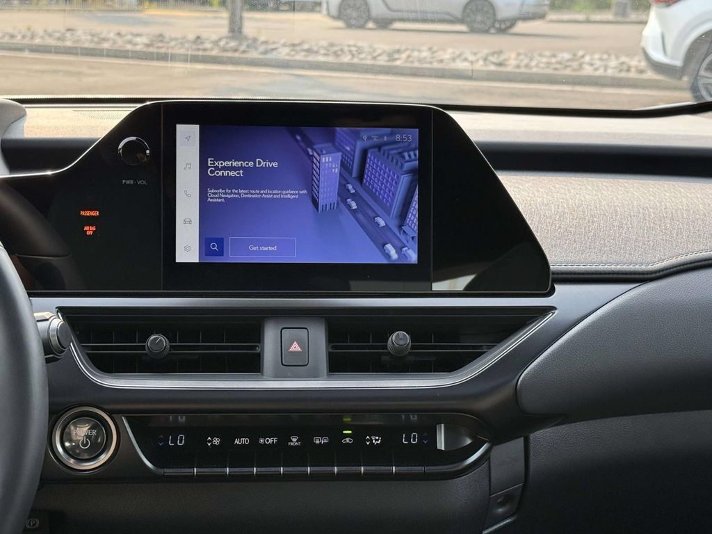 Used 2024 Lexus UX 250h F Sport AWD/4WD image 10