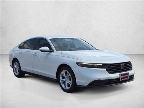 New 2026 Honda Accord LX image 6