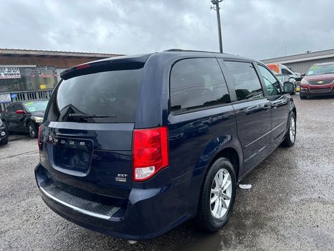 Used 2014 Dodge Grand Caravan SXT image 6