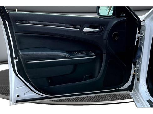 Certified 2022 Chrysler 300 S w/ Comfort Group image 20