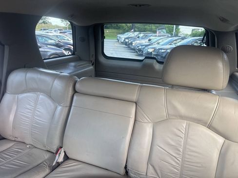 Used 2002 Chevrolet Tahoe LT AWD/4WD image 11