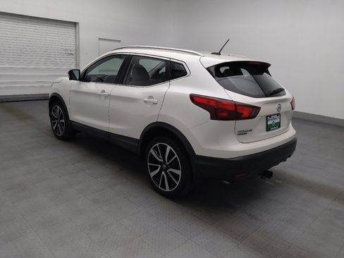 Used 2018 Nissan Rogue Sport SL w/ SL Premium Package FWD image 3