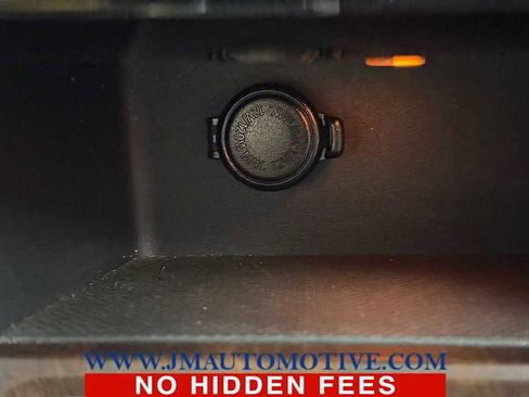 Used 2019 Subaru Ascent Touring image 44