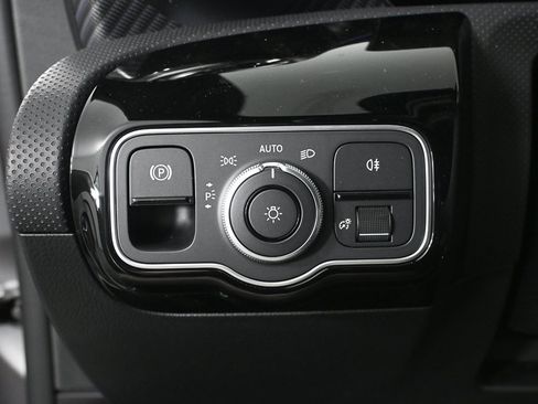 New 2026 Mercedes-Benz CLA 250 image 9