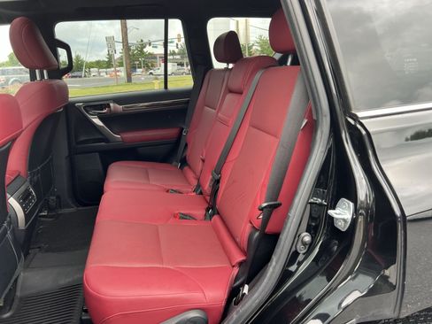 Used 2023 Lexus GX 460 Premium w/ Premium Package AWD/4WD image 25