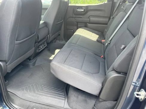 Used 2022 Chevrolet Silverado 1500 LT AWD/4WD image 18