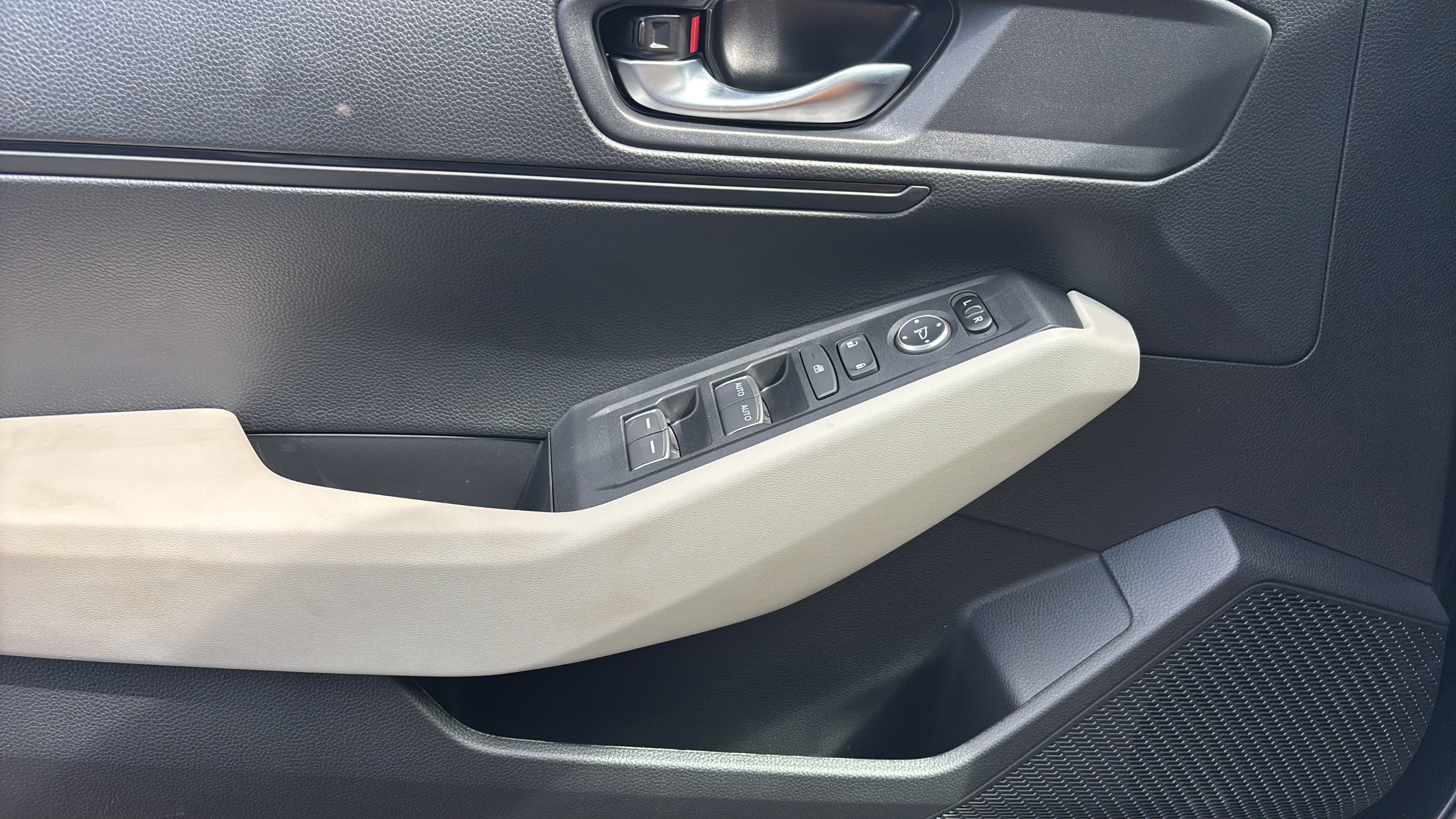 New 2026 Honda Accord LX image 17