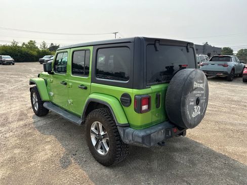 Used 2018 Jeep Wrangler Unlimited Sahara AWD/4WD image 2