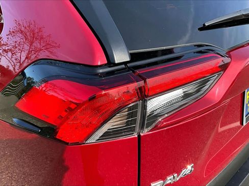 Certified 2024 Toyota RAV4 LE image 28