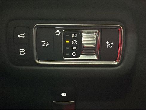 Used 2025 Lincoln Nautilus Premier w/ Equipment Group 102A AWD/4WD image 41