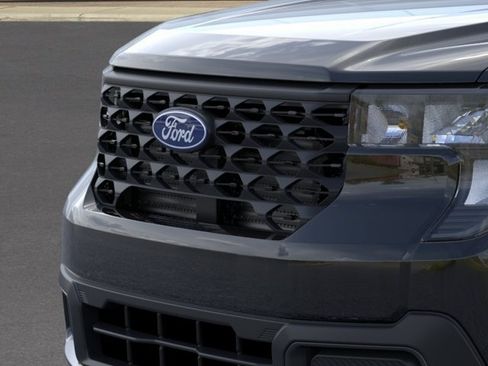 New 2026 Ford Maverick XLT w/ XLT Luxury Package FWD image 18