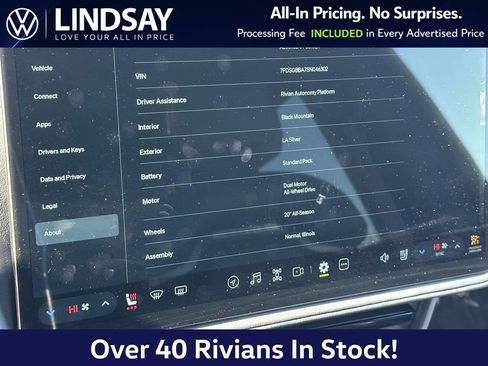 Used 2025 Rivian R1S Adventure AWD/4WD image 25