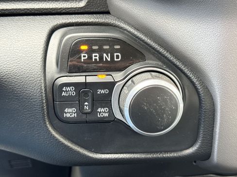 Used 2019 RAM 1500 Big Horn AWD/4WD image 22