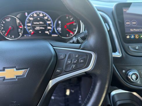 Used 2022 Chevrolet Malibu Premier FWD image 16