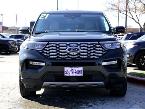 Used 2021 Ford Explorer Platinum w/ Premium Technology Package image 8