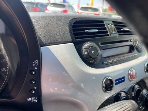 Used 2013 FIAT 500 Sport image 18