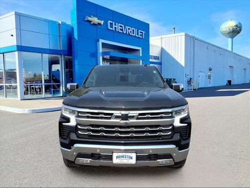 Used 2023 Chevrolet Silverado 1500 LTZ image 7