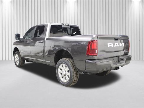 New 2026 RAM 2500 Big Horn AWD/4WD image 5