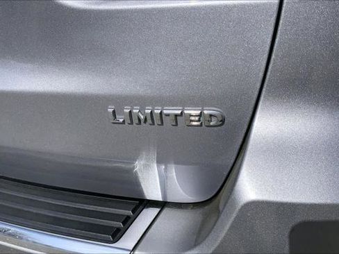 Certified 2021 Jeep Grand Cherokee Limited image 10