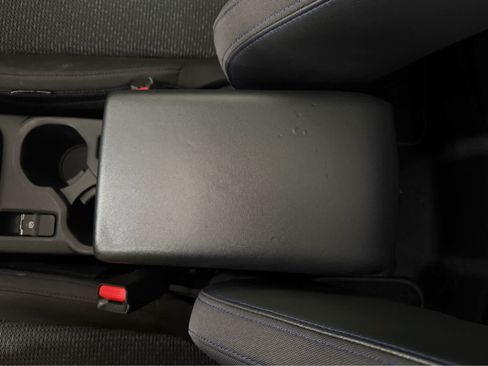 Used 2025 Subaru Forester Premium AWD/4WD image 21
