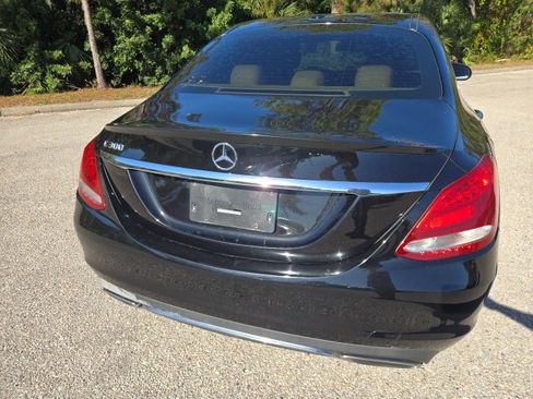 Used 2016 Mercedes-Benz C 300 Sedan image 4