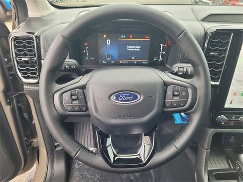 New 2025 Ford Ranger Lariat w/ FX4 Off-Road Package image 9