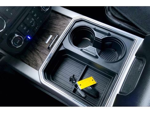 Used 2017 Ford F350 Lariat w/ Lariat Ultimate Package image 19