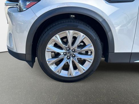 Used 2024 MAZDA CX-90 3.3 Turbo w/ Premium Package AWD/4WD image 12