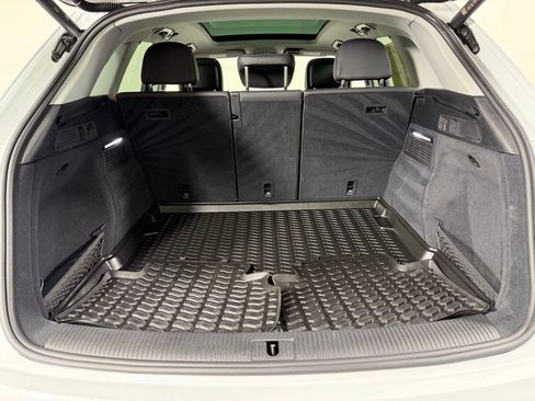 Used 2023 Audi Q5 2.0T Premium w/ Convenience Package image 25