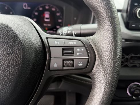 Used 2025 Honda Accord LX image 24