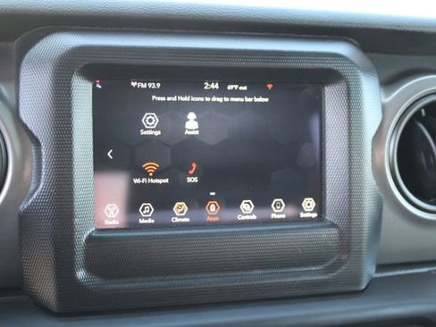 Used 2023 Jeep Wrangler Sport S image 26