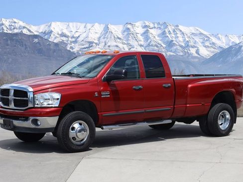 Used 2007 Dodge Ram 3500 Truck SLT w/ Quad Cab Big Horn Value Group AWD/4WD image 2