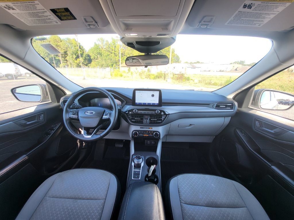 Used 2024 Ford Escape Active AWD/4WD image 14