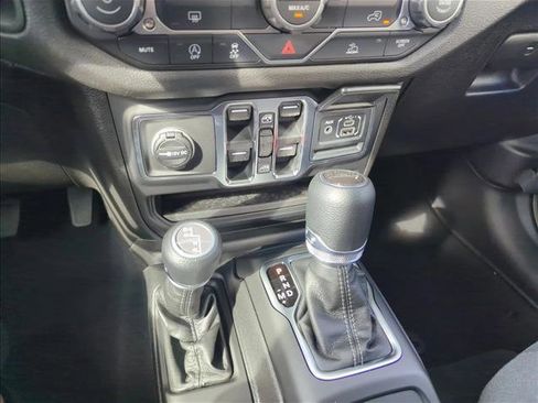 New 2026 Jeep Gladiator Sport AWD/4WD image 11