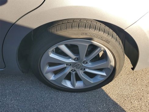 Used 2017 Acura ILX Base image 5