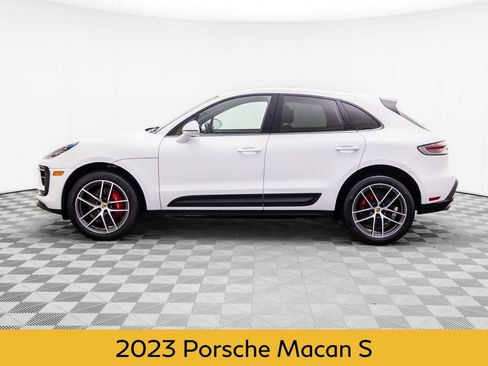 Used 2023 Porsche Macan S AWD/4WD image 2