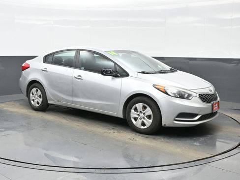 Used 2014 Kia Forte LX image 8