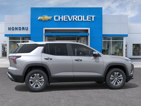 New 2026 Chevrolet Equinox LT w/ Convenience Package II AWD/4WD image 5