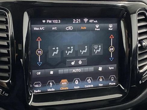 Used 2018 Jeep Compass Limited w/ Navigation Group image 19